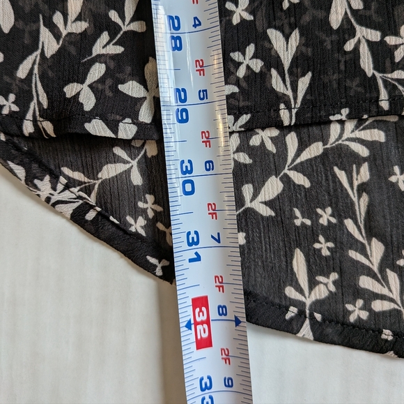 Black & White Floral Sheer Long Shirt Blouse XS - Picture 9 of 12